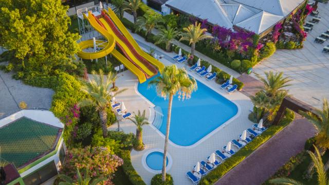 POOL 5(1).JPG