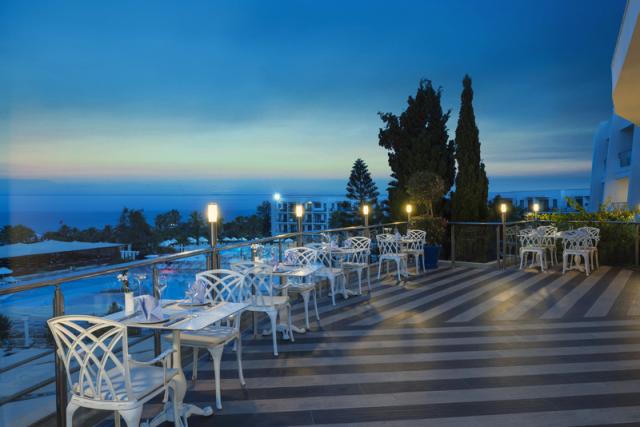 TAVERNA _ ITALIAN RESTAURANT TERRACE 2.JPG