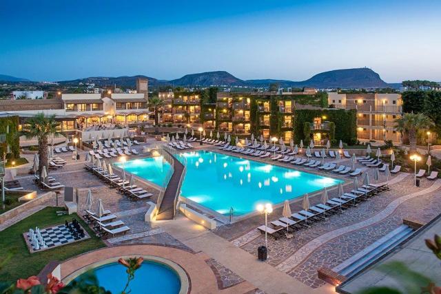 Bella_Beach_Pool