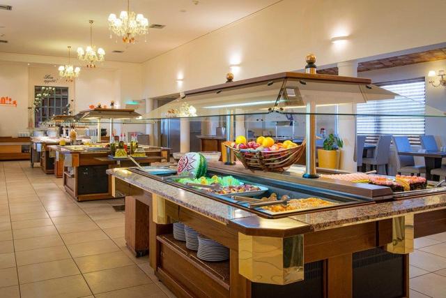 Bella_Beach_Buffet