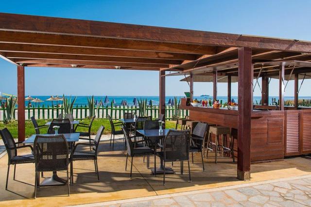 Bella_Beach_Beach_Bar