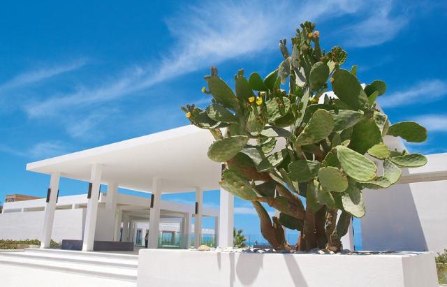 Grecotel_luxMe_white_palace24