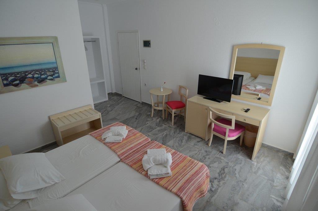 Narges_hotel15.JPG