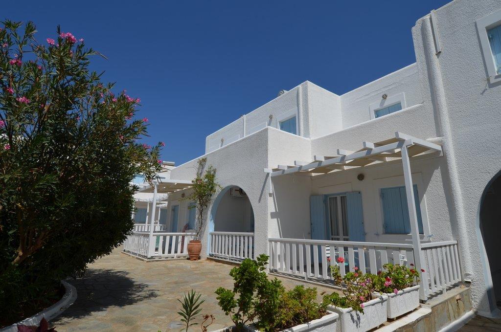 Narges_hotel06.JPG