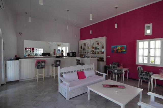 Narges_hotel11.JPG