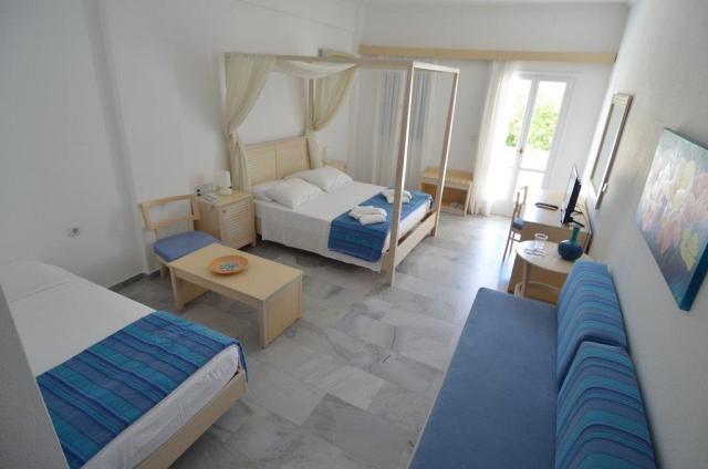 Narges_hotel14.JPG
