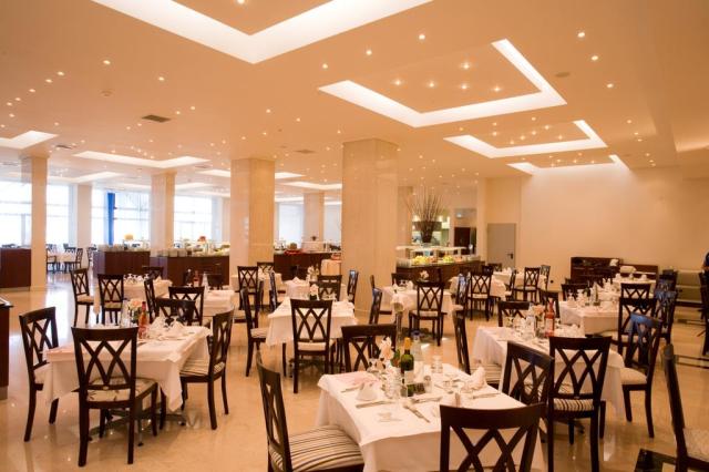 Kresten-Palace-restaurant