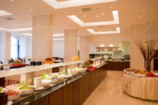 Kresten-Palace-restaurant-3