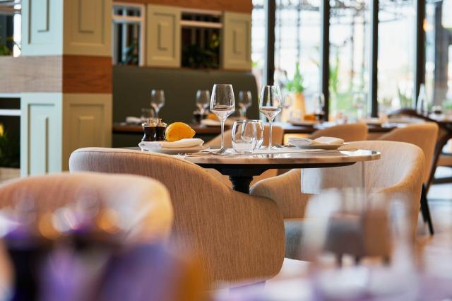 Hyatt Centric Jumeirah Dubai 6 (2)