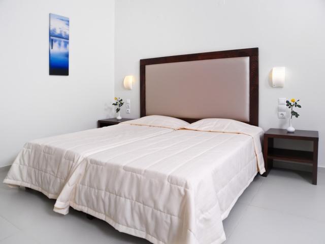 Troulis Apartments02
