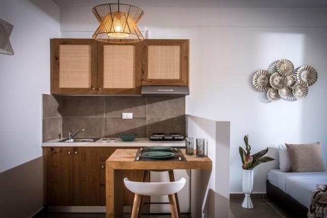 Troulis Apartments04