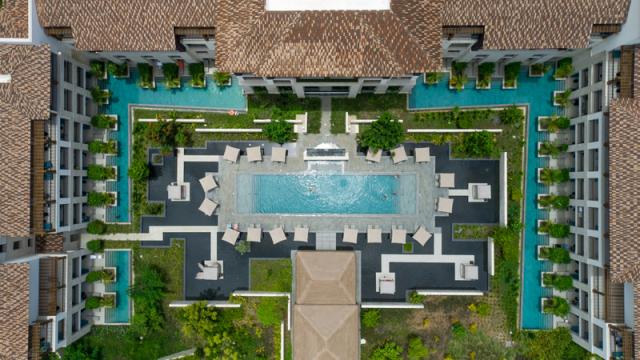 ADULTS ONLY POOL (4)