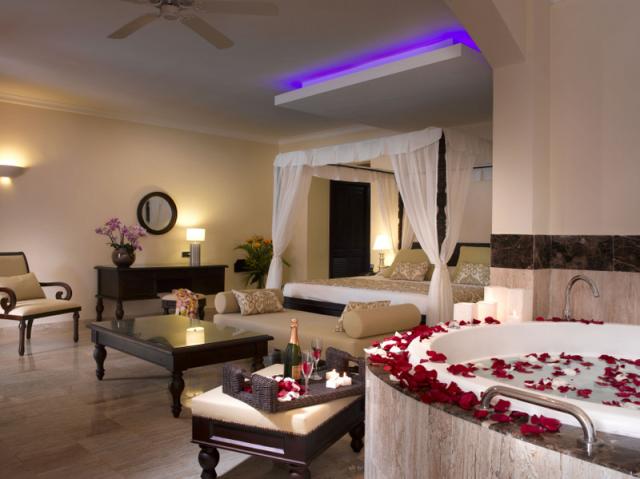 Acc_Cabana Suite