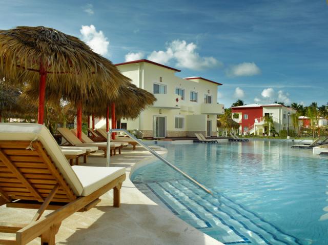 Acc-Royal Cabana Swimup2