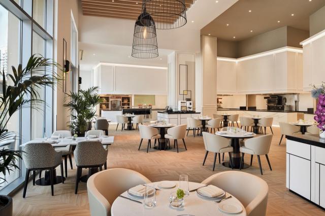 JW Marriott Hotel Marina 5 (1)