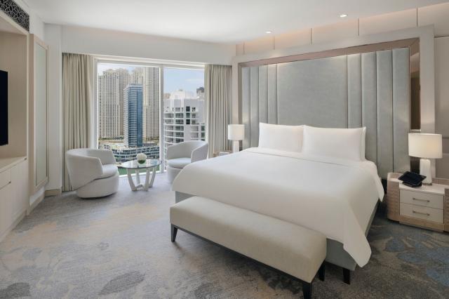 JW Marriott Hotel Marina 8 suites (4)