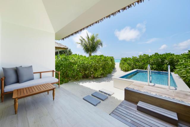 Beach Villa with Pool (5)