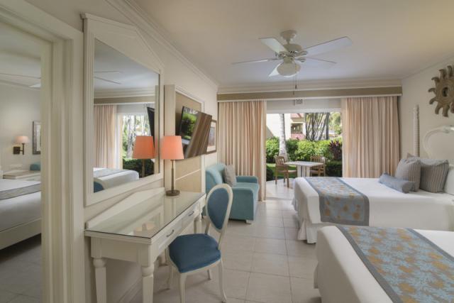 Jewel-Punta-Cana-Club-Deluxe-Tropical (1)