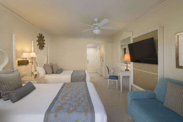 Jewel-Punta-Cana-Club-Deluxe-Tropical (2)