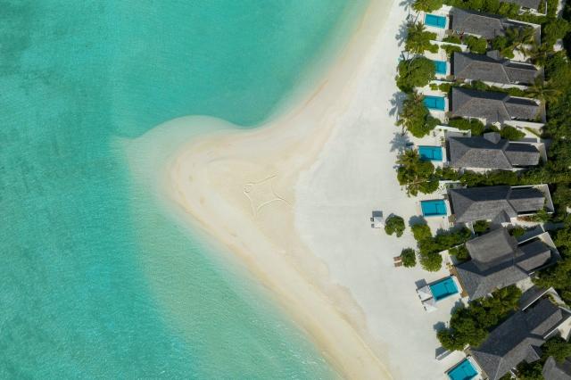 Emerald Faarufushi Resort 2 (2)