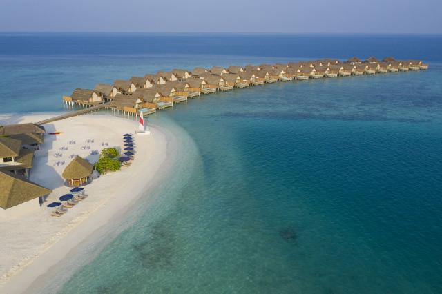 Emerald Faarufushi Resort 2 (4)