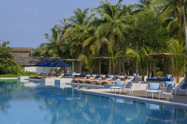 Emerald Faarufushi Resort 3 (6)