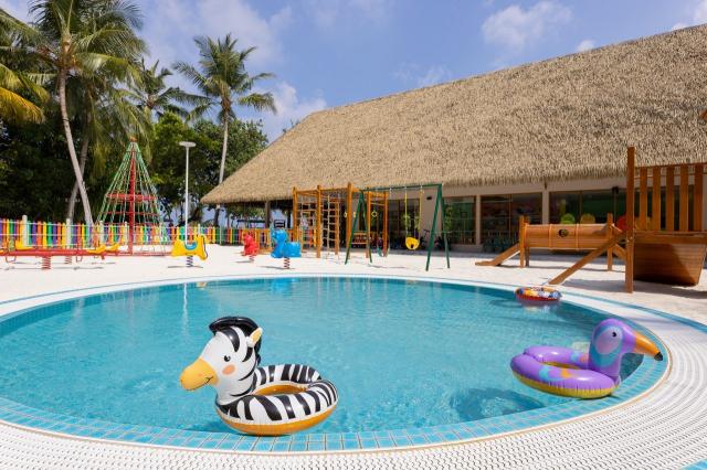 Emerald Faarufushi Resort 6 (4)