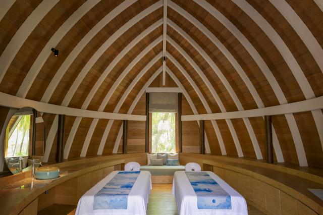 Emerald Faarufushi Resort 7 (2)