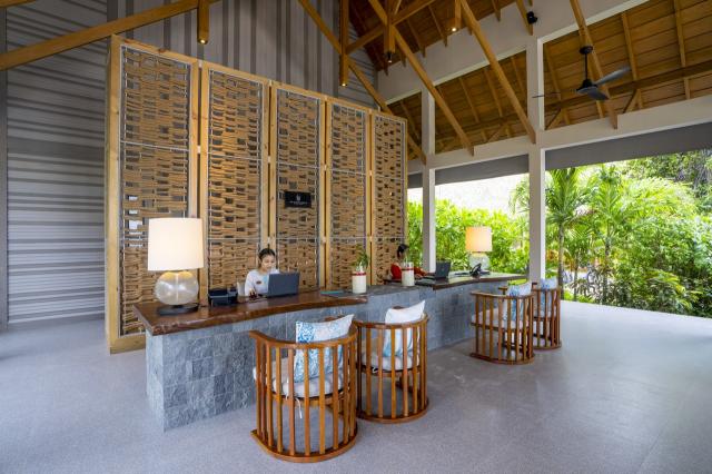 Emerald Faarufushi Resort 7 (8)