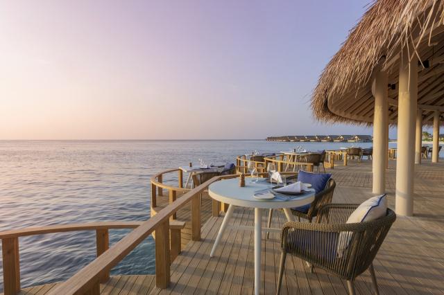 Emerald Faarufushi Resort 8 (9)