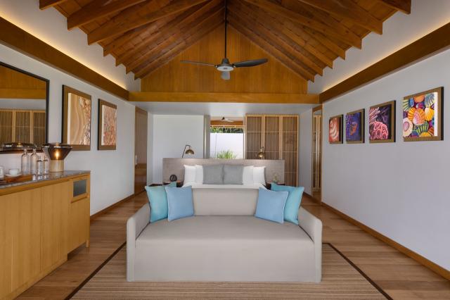 Emerald Faarufushi Resort 9 BV (2)