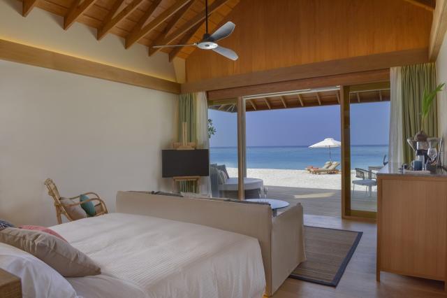 Emerald Faarufushi Resort 9 BV (4)