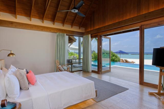 Emerald Faarufushi Resort 11 presid (4)