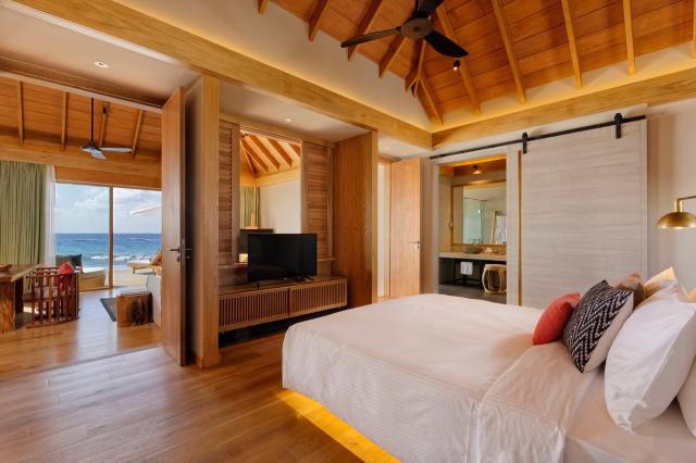 Emerald Faarufushi Resort 14 Wvillas 2 (2)