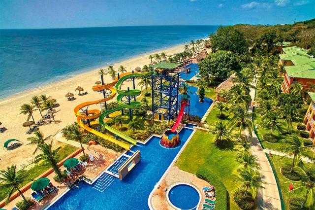 royal-panama-pool4