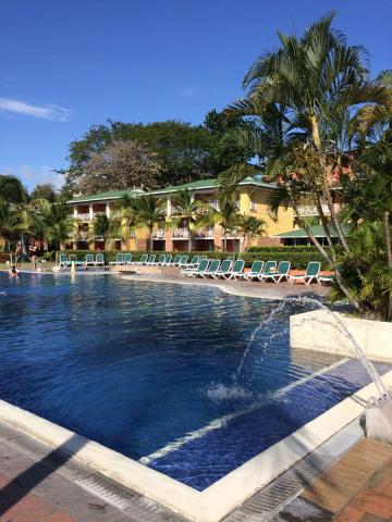 Royal Decameron bazén1