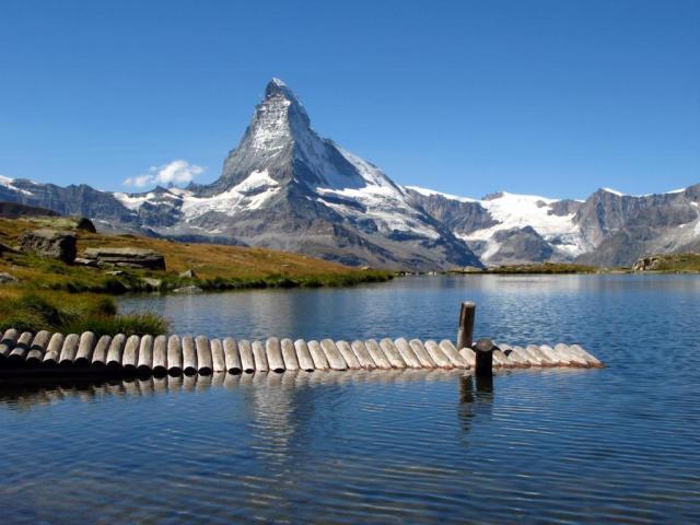 shutterstock_16879609.JPG