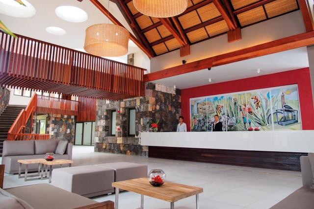 Crystals Beach Resort Belle Mare 6 (1)