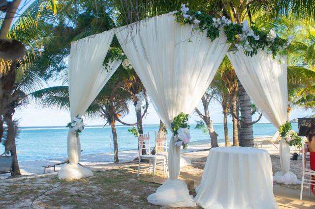 Crystals Beach Resort Belle Mare 9 (2)