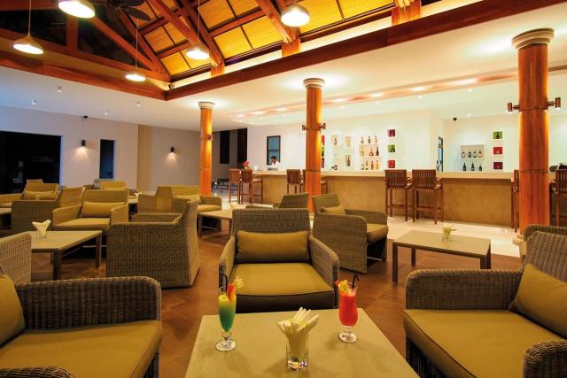 Crystals Beach Resort Belle Mare 9 (3)