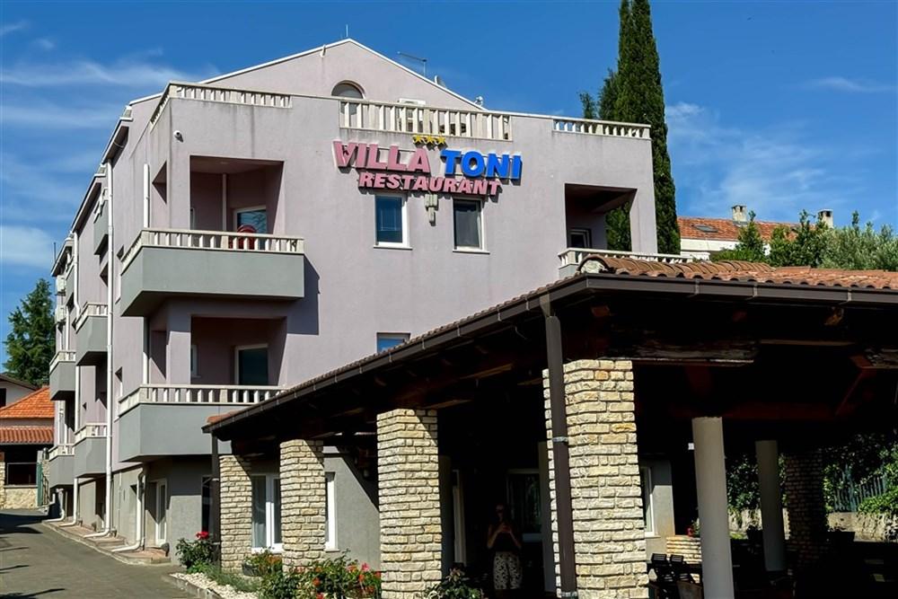 Villa Toni
