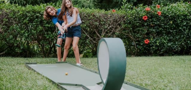 5-star-hotel-in-madeira-minigolfe-leisure