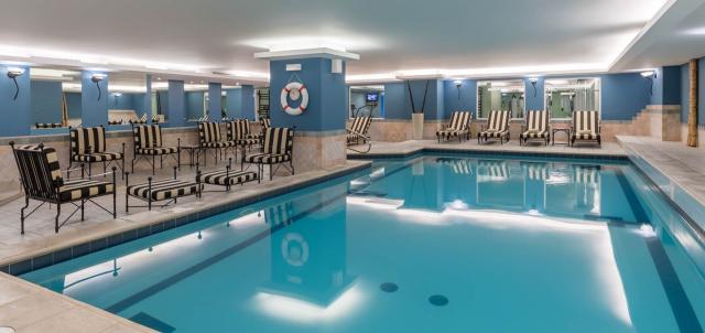 5-star-hotel-in-madeira-pool-interior-leisure