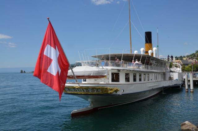 Kolesový parník v Montreux.JPG