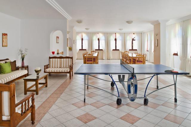 hotel makrios santorini (4)