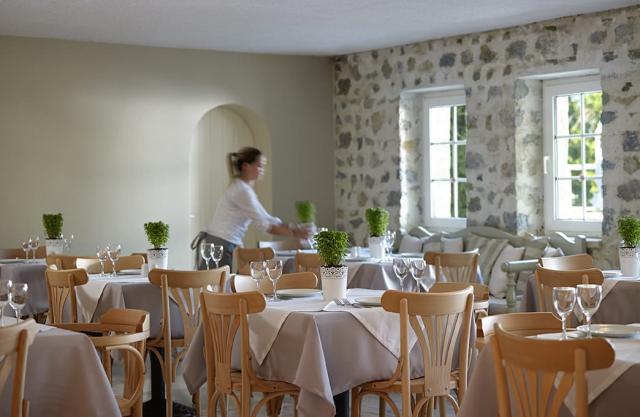 Atrium Skiathos028