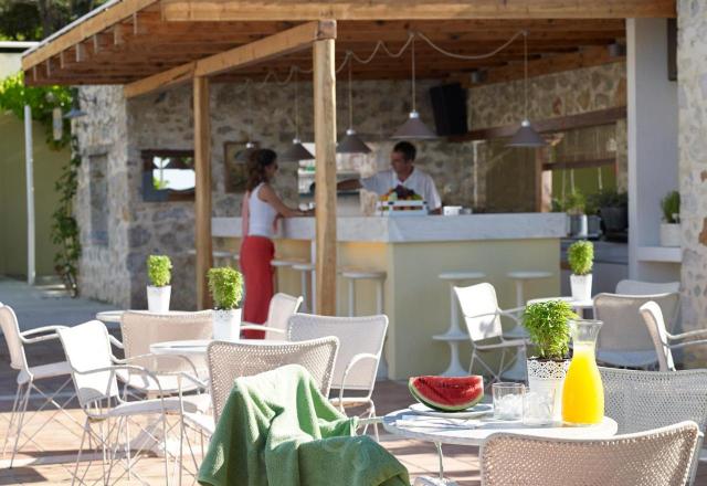 Atrium Skiathos029