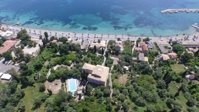 Ipsos_Beach_hotel007