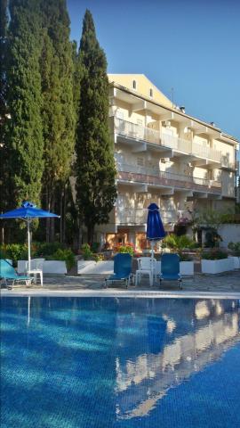 Ipsos_Beach_hotel030