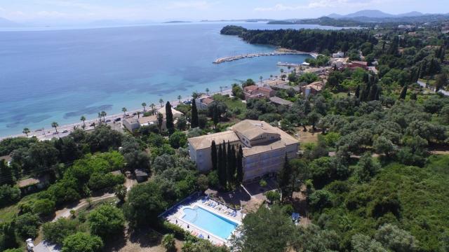 Ipsos_Beach_hotel009